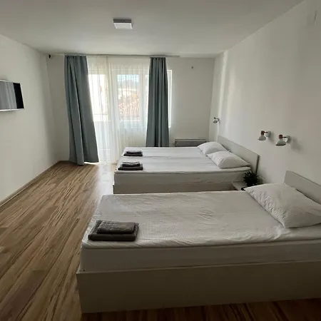 Milutinn-kruska-magnolija * Soko Banja