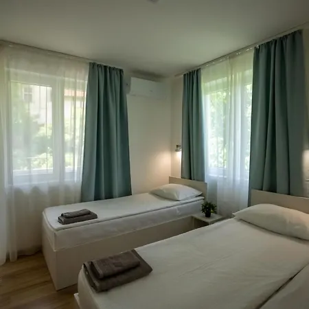 Milutinn-kruska-magnolija Soko Banja