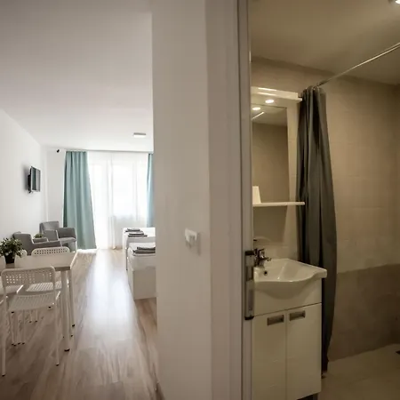 Milutinn-kruska-magnolija Apartament