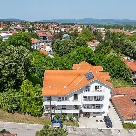 Διαμέρισμα Milutinn-kruska-magnolija *